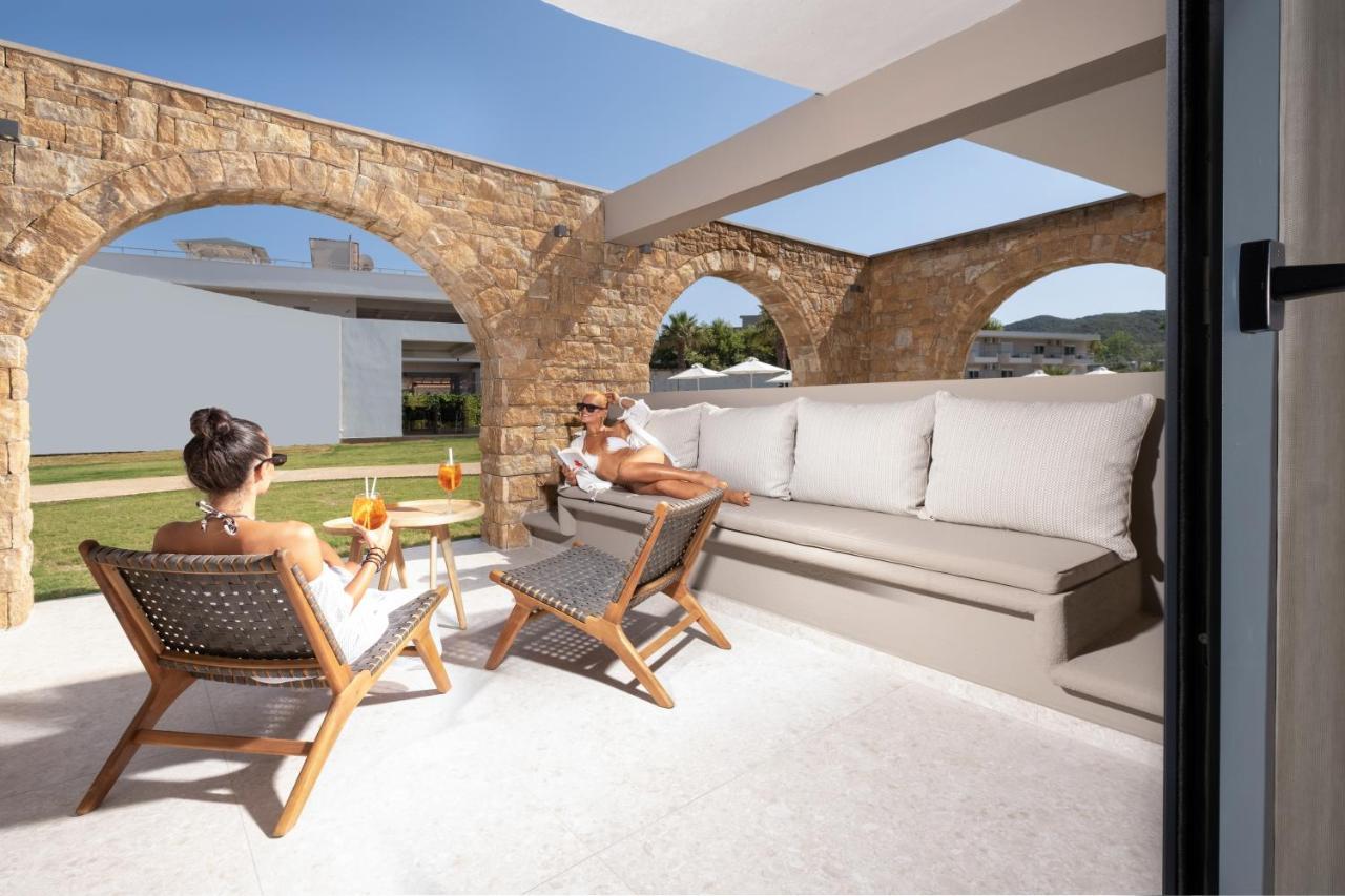 Callisti Suites Sarti Exterior foto